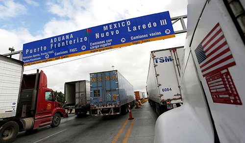us-mexico-border-crossing-trucks
